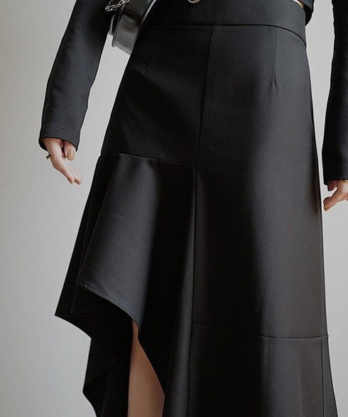 Asymmetric Flare Hem Skirt